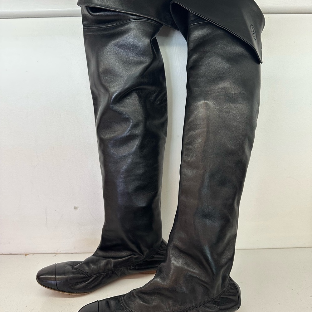 CHANEL Black Leather Boots